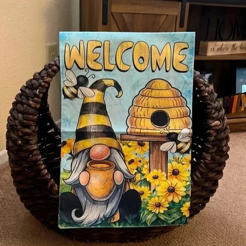 Welcome Gnome Beehive Garden‎ Flag